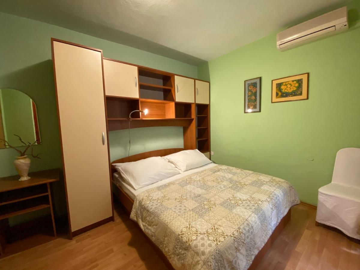 Rooms Josip Makarska Eksteriør billede